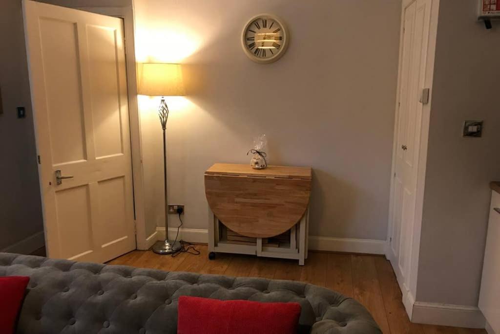 8A Tweed Cottage, Just Off The High St In Peebles Kültér fotó