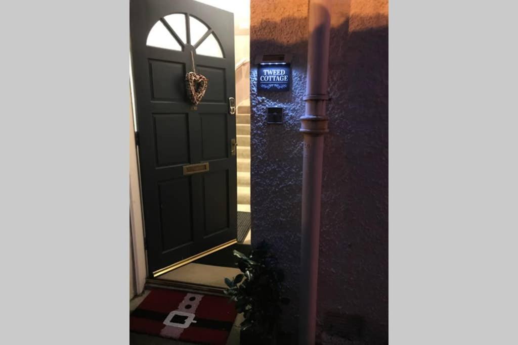 8A Tweed Cottage, Just Off The High St In Peebles Kültér fotó